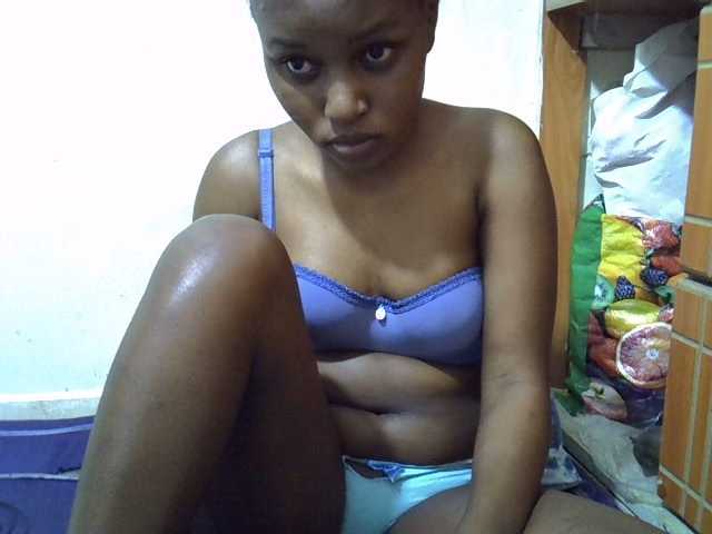 Live sex webcam photo for Trishadoll #277844693