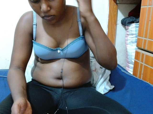 Live sex webcam photo for Trishadoll #290287598