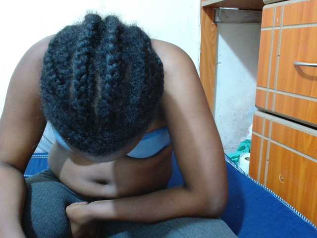 Live sex webcam photo for Trishadoll #290398654