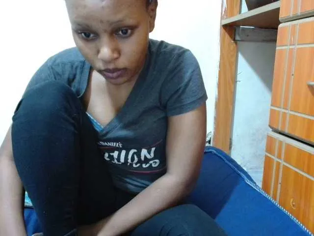 Live sex webcam photo for Trishadoll #290766331