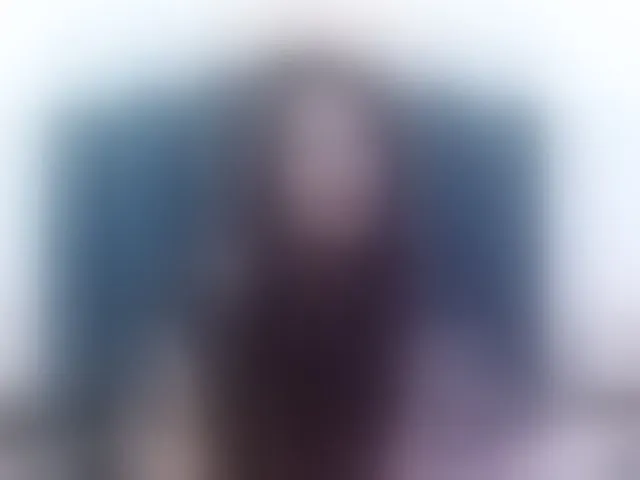 Live sex webcam photo for TrixieSeductress #292295165