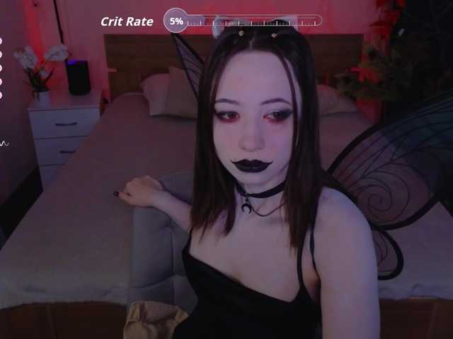 Live sex webcam photo for Trixiie #292111680