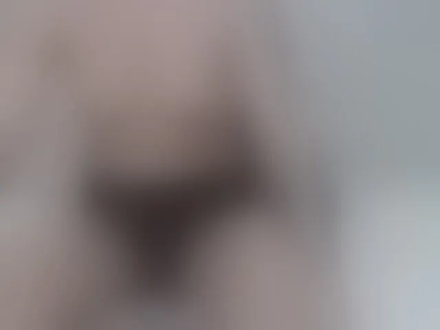 Live sex webcam photo for TrixyTaylor #293110654
