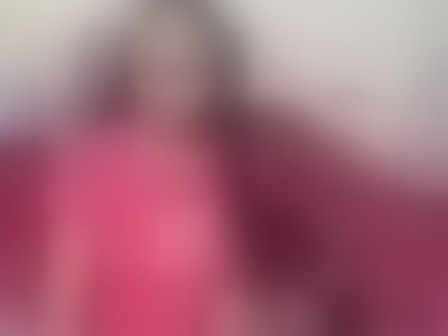 Live sex webcam photo for Trizzytariaa #294105867