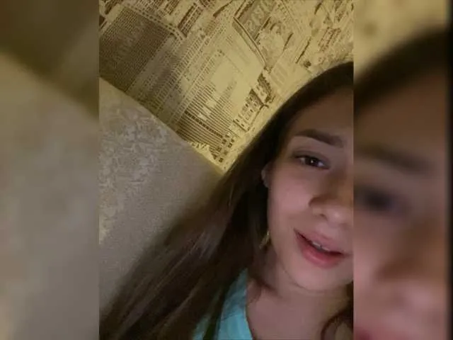 Live sex webcam photo for Trofikkisa #275554812