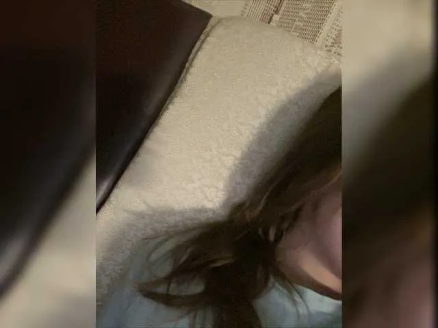 Live sex webcam photo for Trofikkisa #277342344