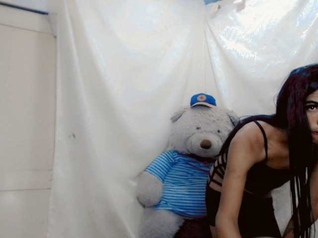 Live sex webcam photo for Ts-Nikoll-Bigass #277963153