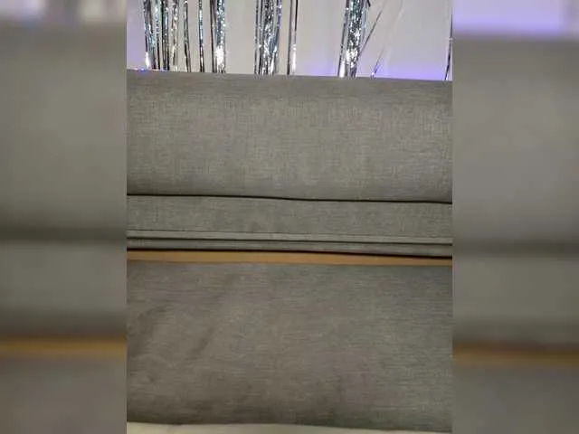 Live sex webcam photo for Tssshot #289886576