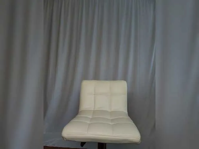 Live sex webcam photo for Tssshot #290452357