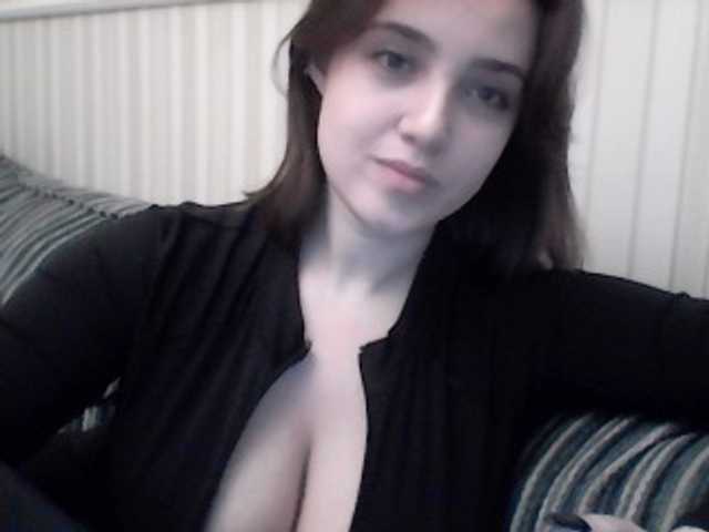 Live sex webcam photo for Tuda--Suda #272528524