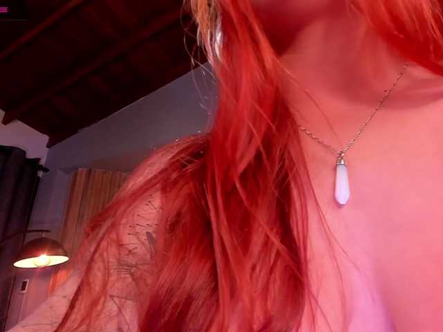 Live sex webcam photo for Tulipa1 #272612754