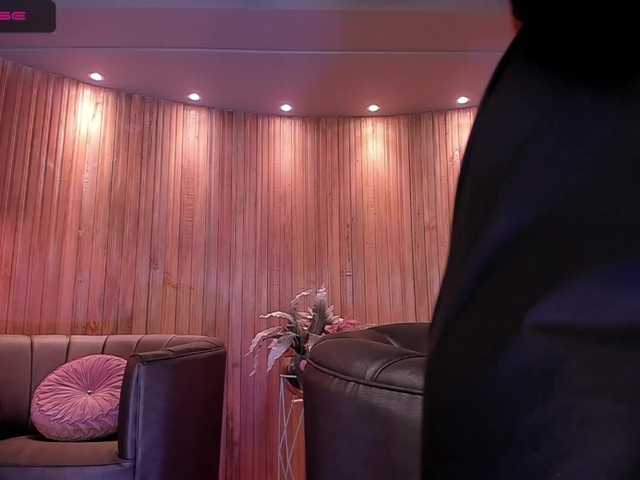 Live sex webcam photo for Tulipa1 #272637738