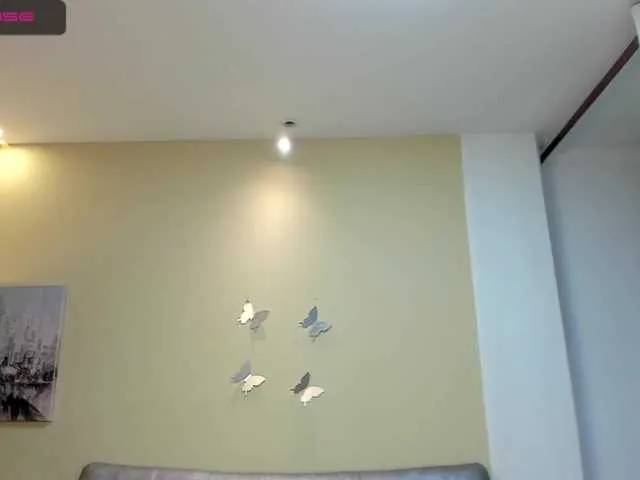 Live sex webcam photo for Tulipa1 #272955032