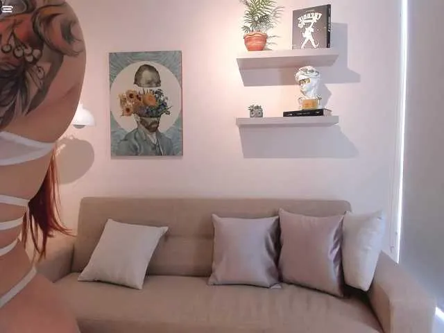 Live sex webcam photo for Tulipa1 #275533194