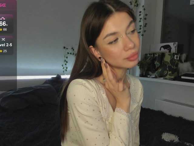 Live sex webcam photo for Tune-Godness #290188594