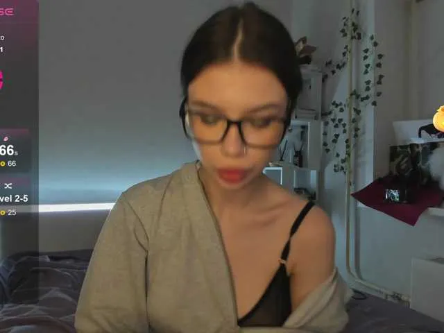 Live sex webcam photo for Tune-Godness #290296083