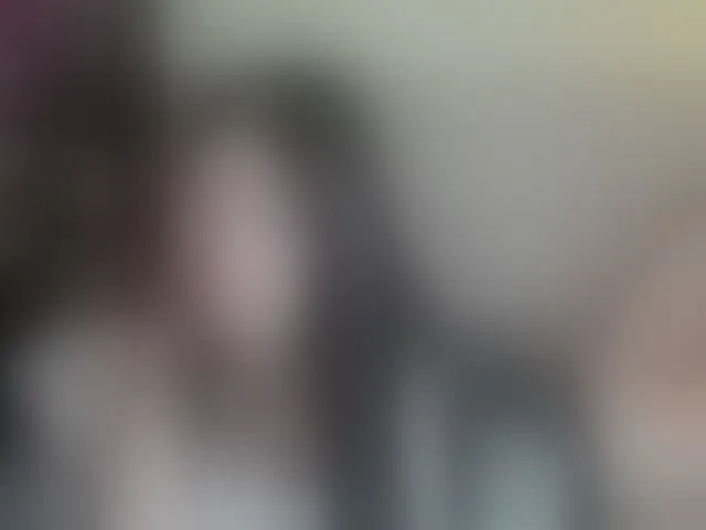 Live sex webcam photo for Tune-Godness #293967979