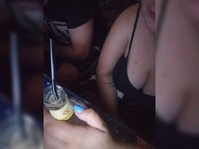 Live sex webcam photo for Tutwics0 #276287368