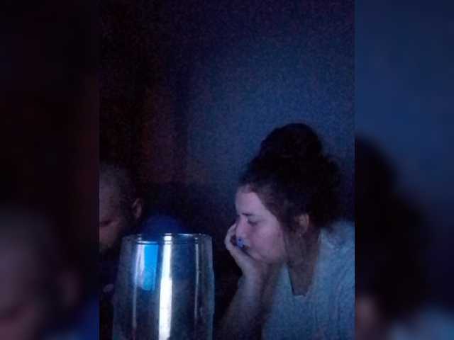 Live sex webcam photo for Tutwics0 #276439277