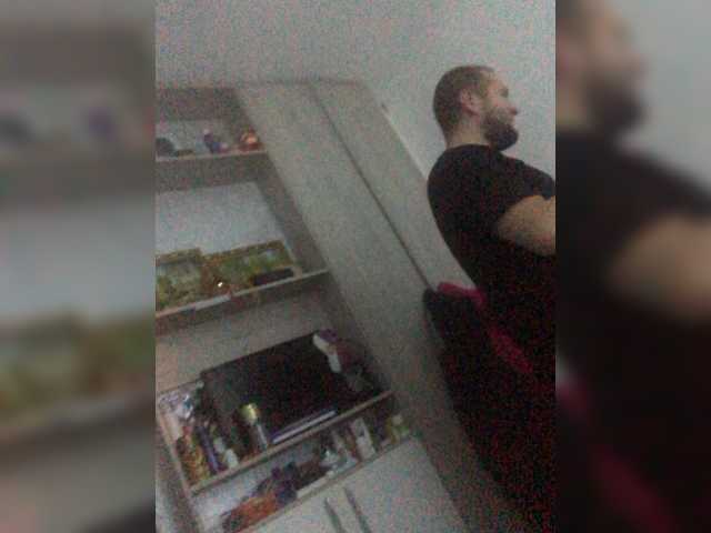 Live sex webcam photo for Tutwics0 #276931002