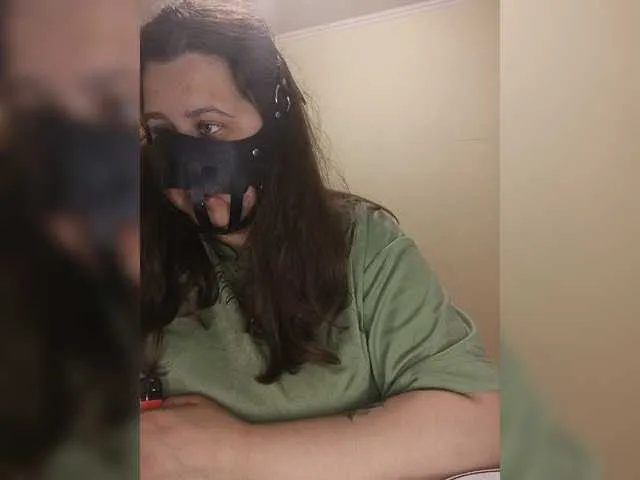 Live sex webcam photo for TvoiaFantazia #277719136