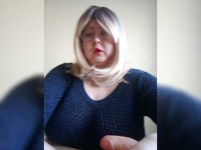 Live sex webcam photo for TvoiaOdaliska #277227978