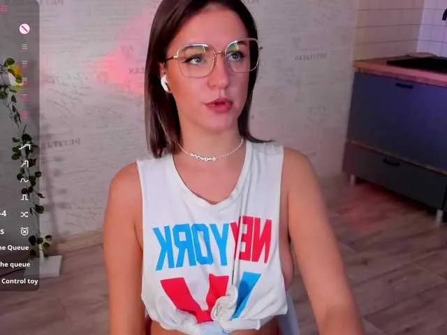 Live sex webcam photo for Tvoya-Bipka #291921376