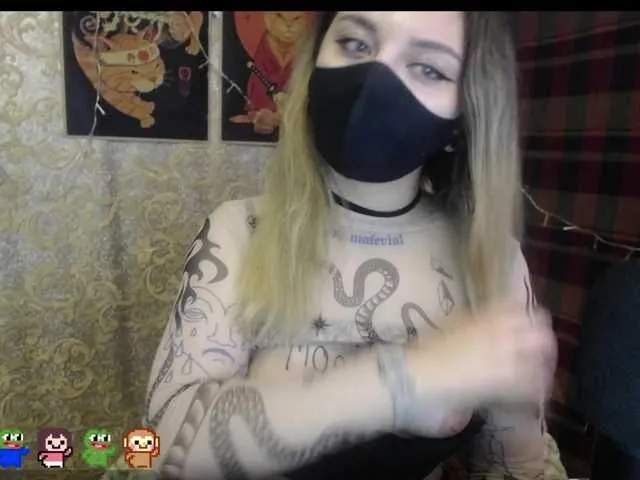 Live sex webcam photo for TvoyaWaifuuu #276786410