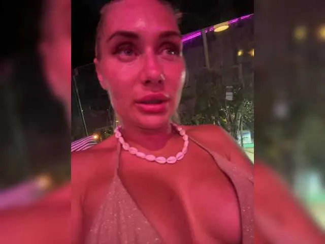 Live sex webcam photo for Tvoyasamka77 #290447007