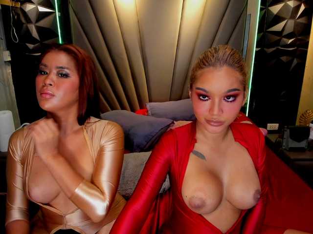 Live sex webcam photo for TwinBABES #276691958