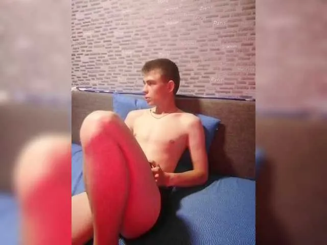 Live sex webcam photo for Twink-Oliver #287184040