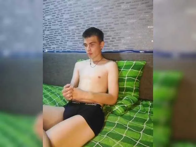 Live sex webcam photo for Twink-Oliver #289223999