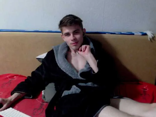 Live sex webcam photo for Twink-Oliver #291202962