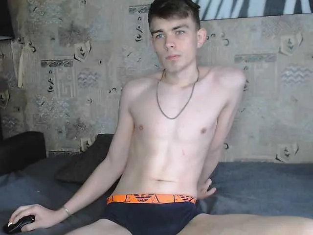 Live sex webcam photo for Twink-Oliver #291924564