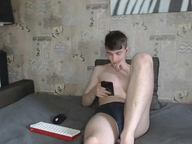 Live sex webcam photo for Twink-Oliver #291994246