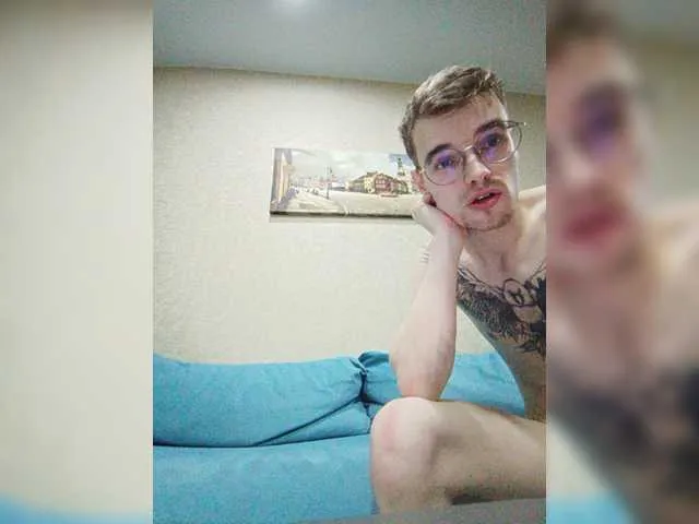 Live sex webcam photo for TwoFox #276967881