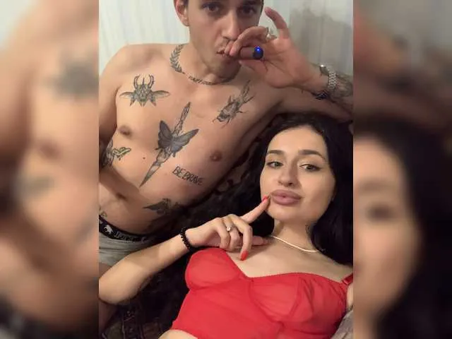 Live sex webcam photo for TwoLovea #274045092