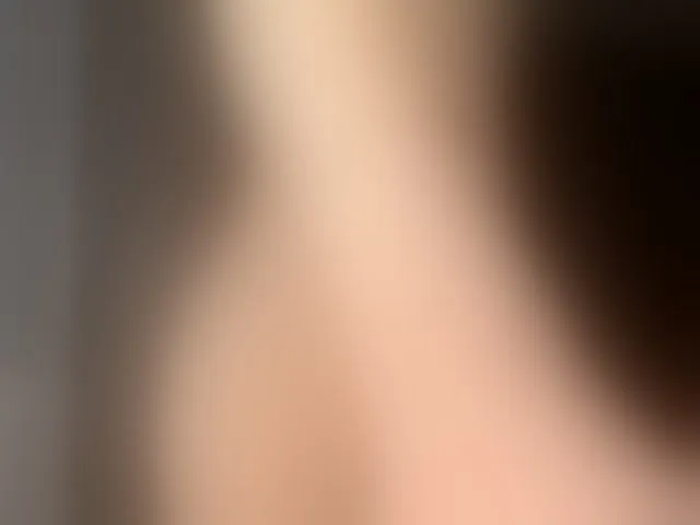 Live sex webcam photo for TyeshaDirksen #293086509