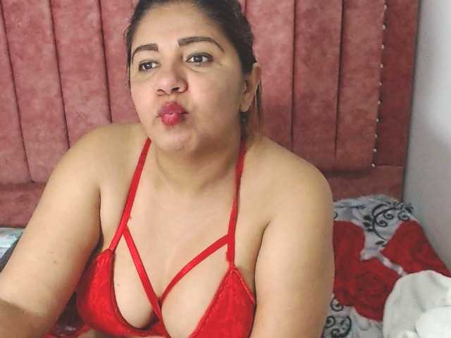 Live sex webcam photo for Tynathx #276048645