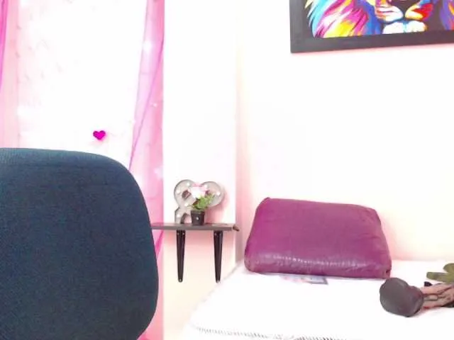 Live sex webcam photo for Tyraswethott1 #273956825