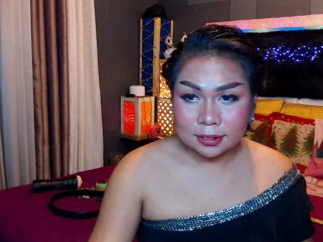 Live sex webcam photo for URSWEETIVANNA #275998771