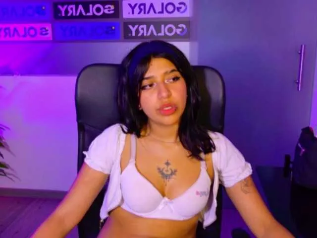 Live sex webcam photo for UnderBaby #291992068