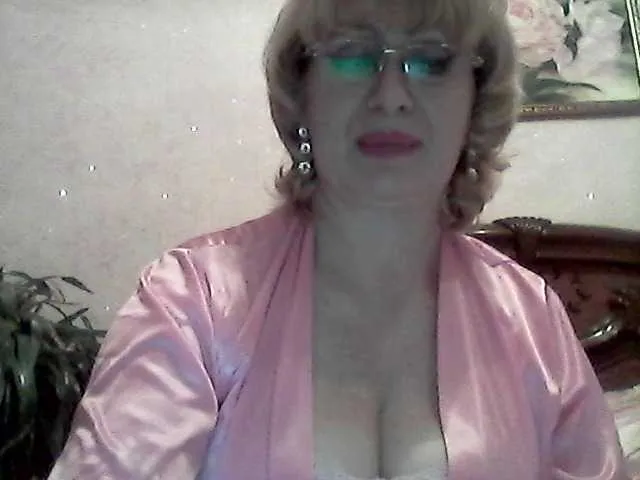 Live sex webcam photo for Ur-Mami #271898314