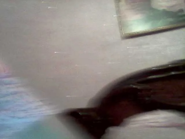 Live sex webcam photo for Ur-Mami #272099080