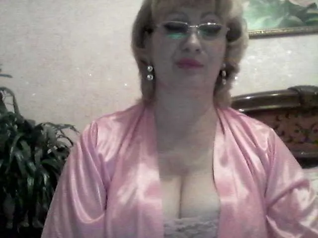 Live sex webcam photo for Ur-Mami #272206529
