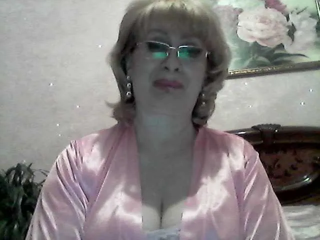 Live sex webcam photo for Ur-Mami #273118789