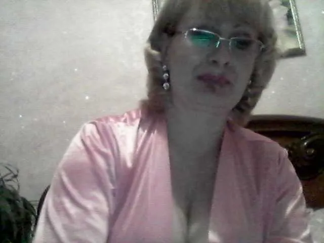 Live sex webcam photo for Ur-Mami #273129701