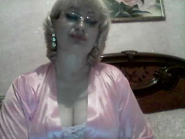 Live sex webcam photo for Ur-Mami #273666787