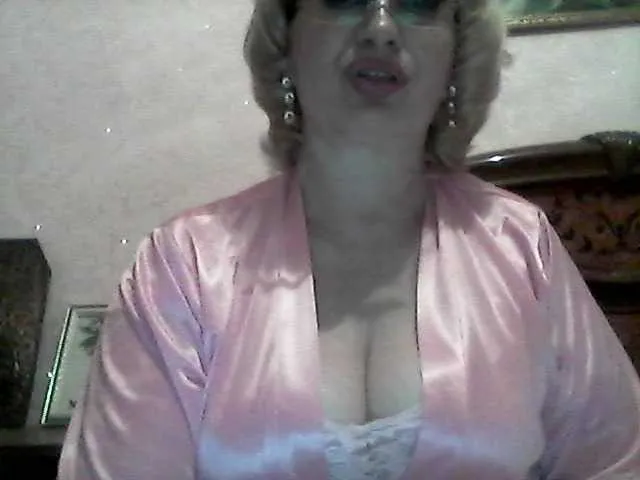 Live sex webcam photo for Ur-Mami #273837722