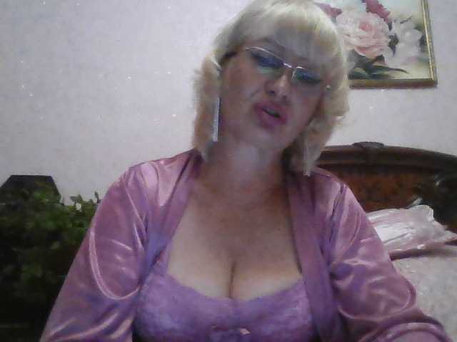 Live sex webcam photo for Ur-Mami #276206366